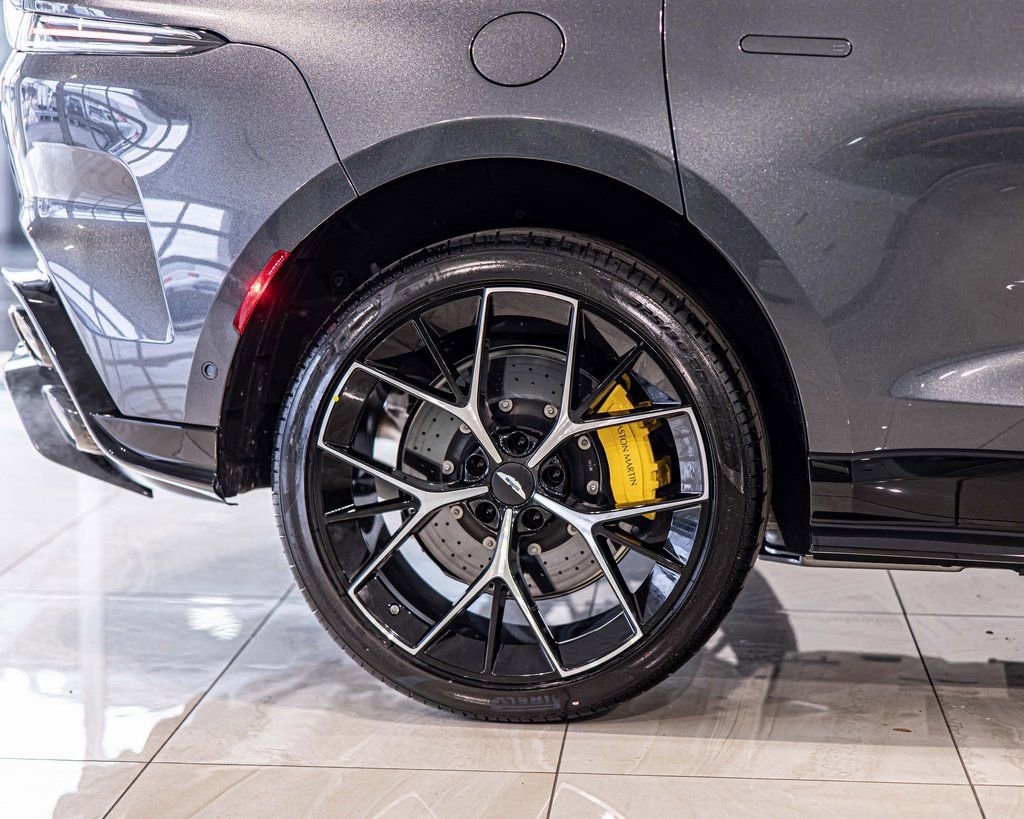 New 2026 Aston Martin DBX S AWD/4WD image 11