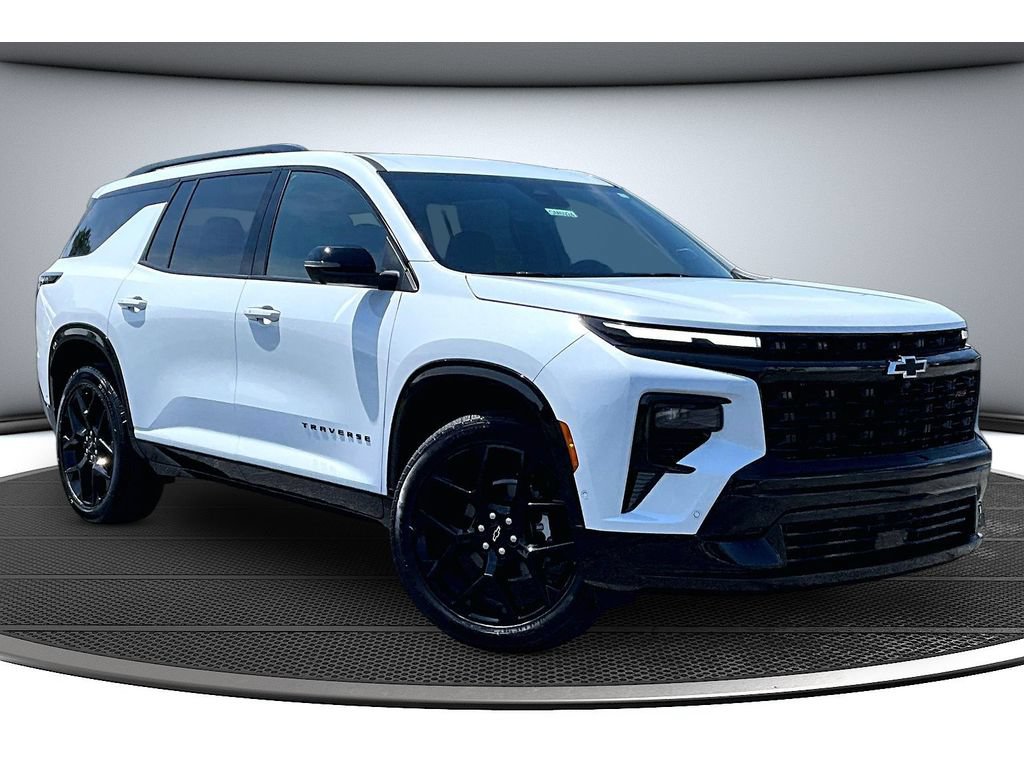 New 2026 Chevrolet Traverse RS w/ LPO, Floor Liner Package FWD image 2