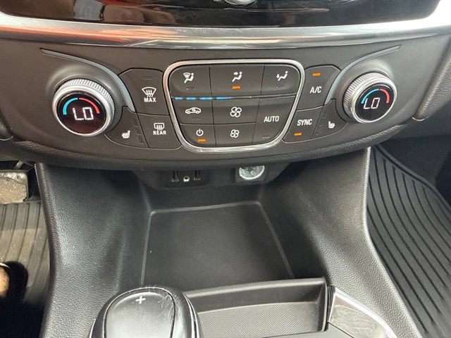 Used 2018 Chevrolet Traverse LT AWD/4WD image 25