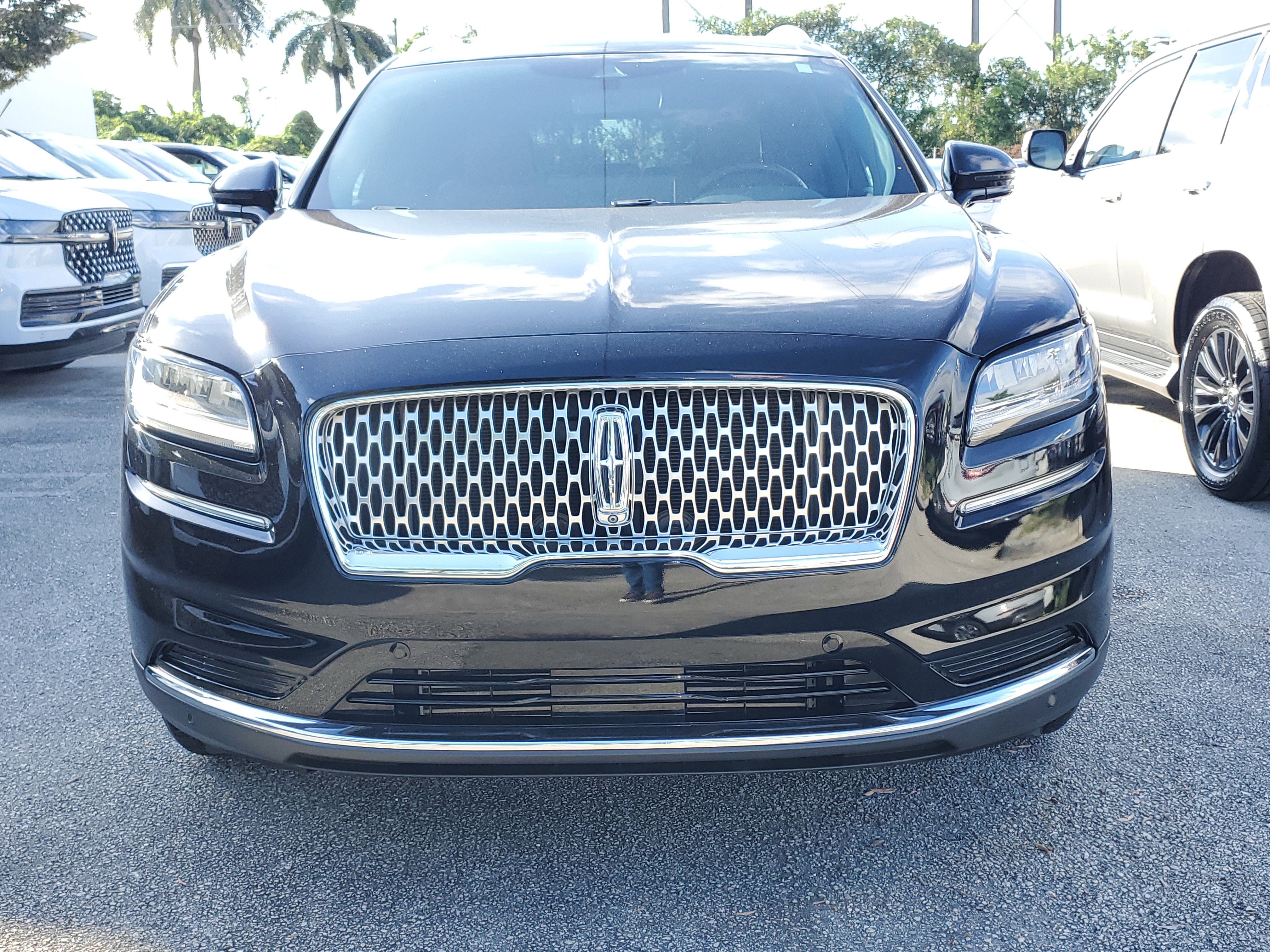 Certified 2022 Lincoln Nautilus Reserve w/ Equipment Group 201A image 2