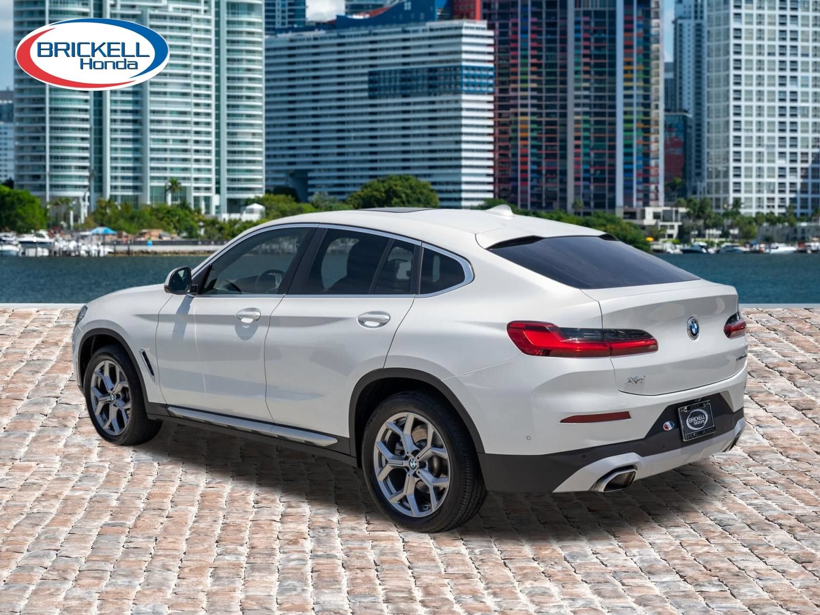 Used 2025 BMW X4 xDrive30i AWD/4WD image 7