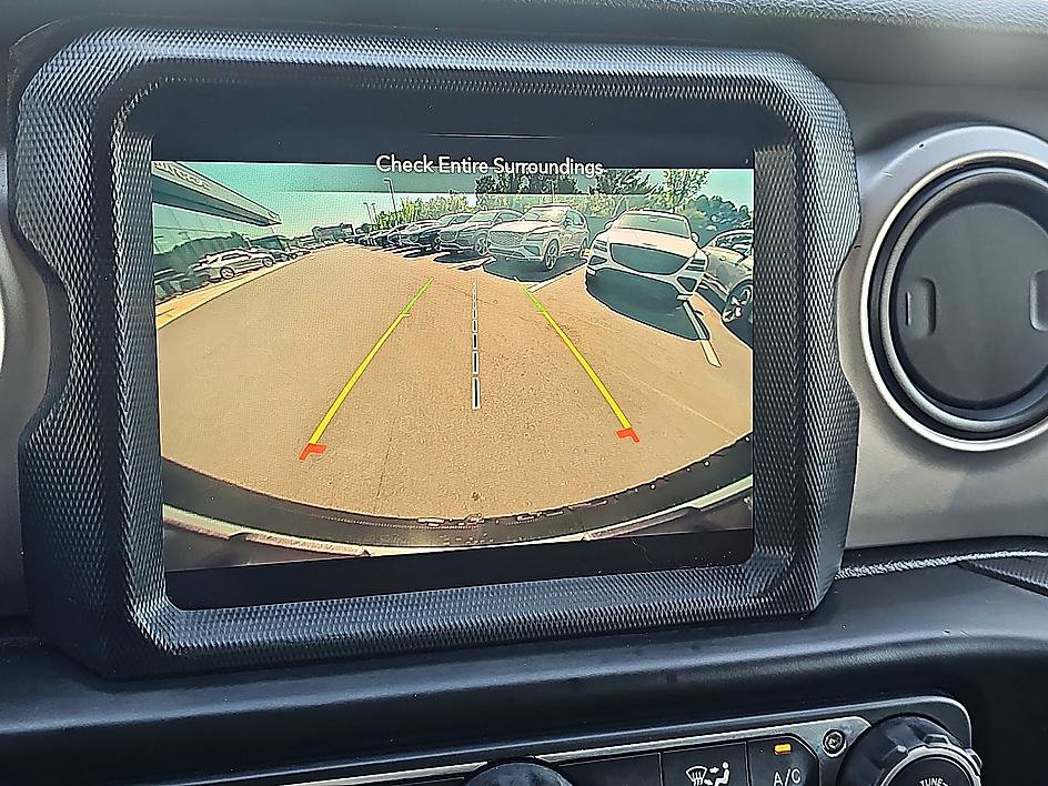 Used 2021 Jeep Wrangler Unlimited Sport AWD/4WD image 26