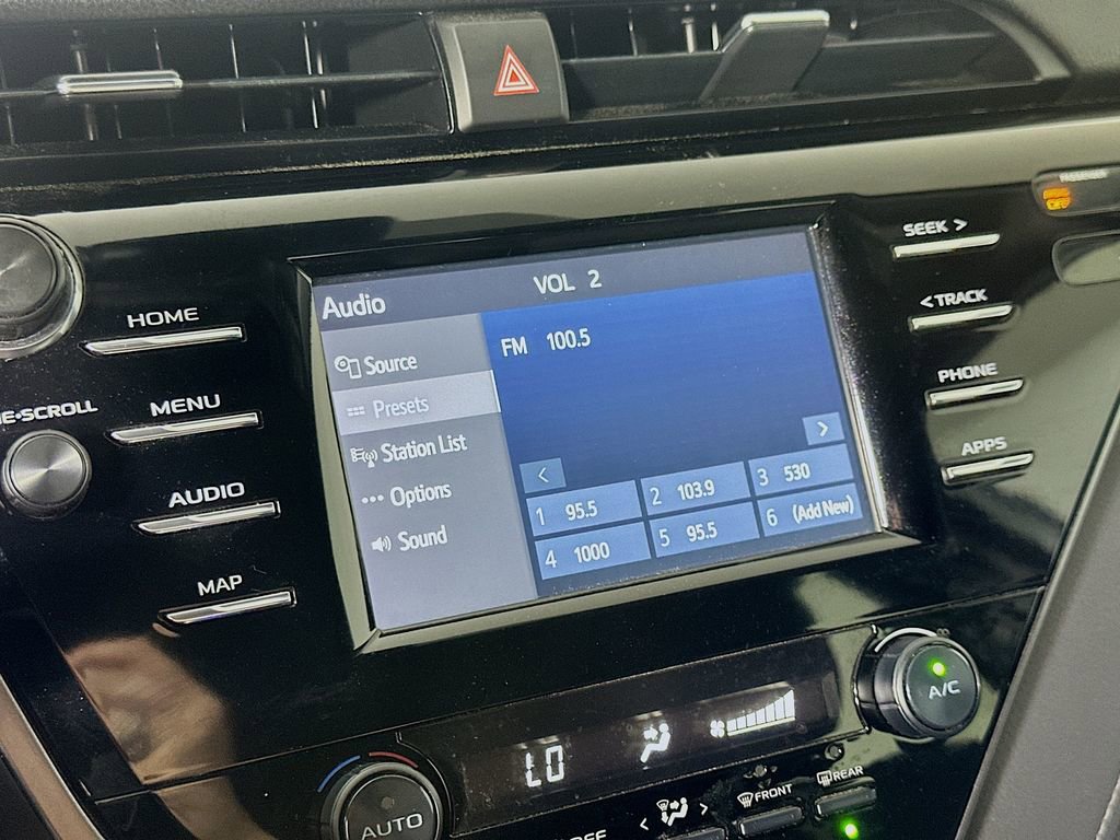 Used 2019 Toyota Camry SE FWD image 26
