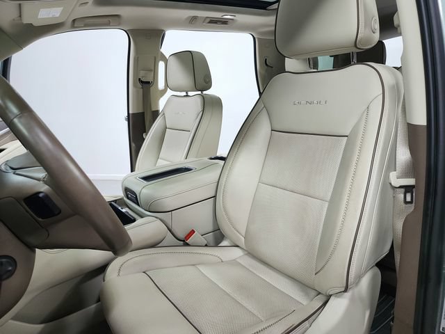 Used 2023 GMC Yukon Denali AWD/4WD image 19