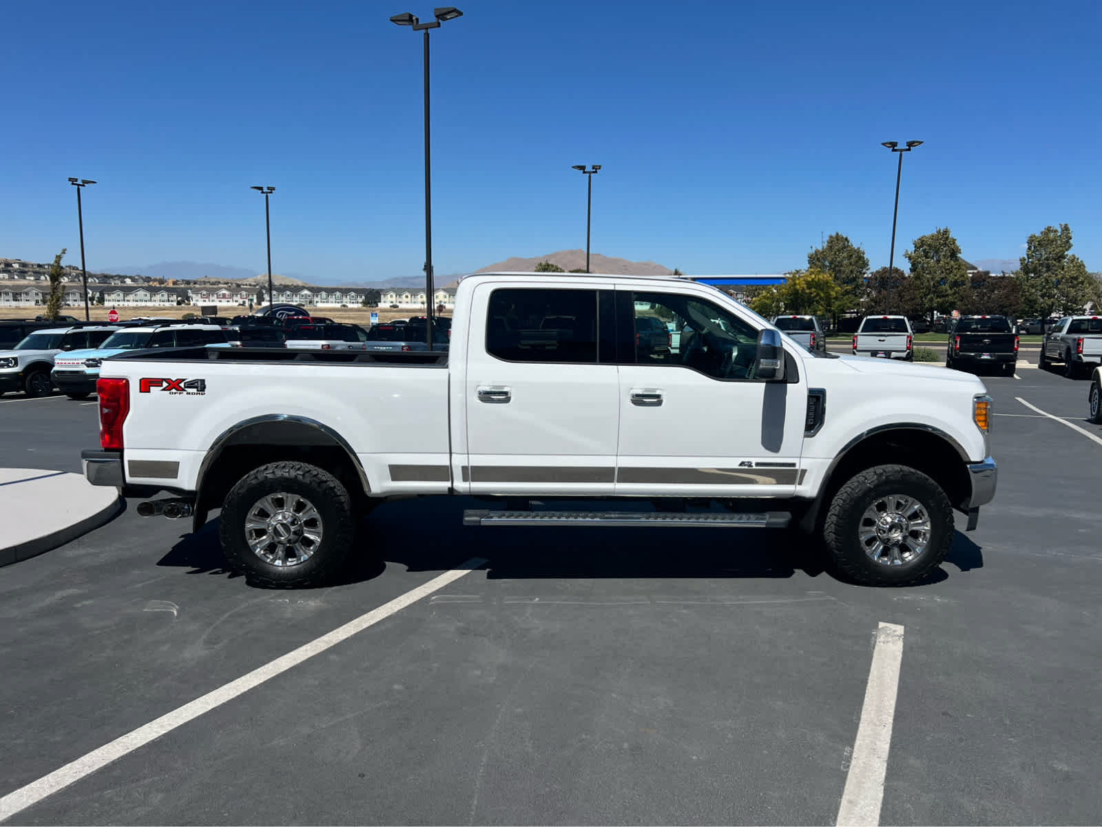 Used 2017 Ford F350 Lariat w/ Chrome Package AWD/4WD image 14