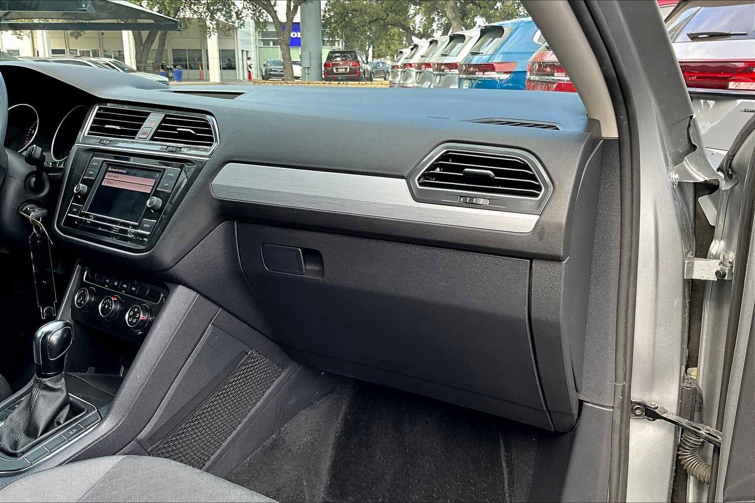 Used 2019 Volkswagen Tiguan S w/ Driver Assistance Package image 18