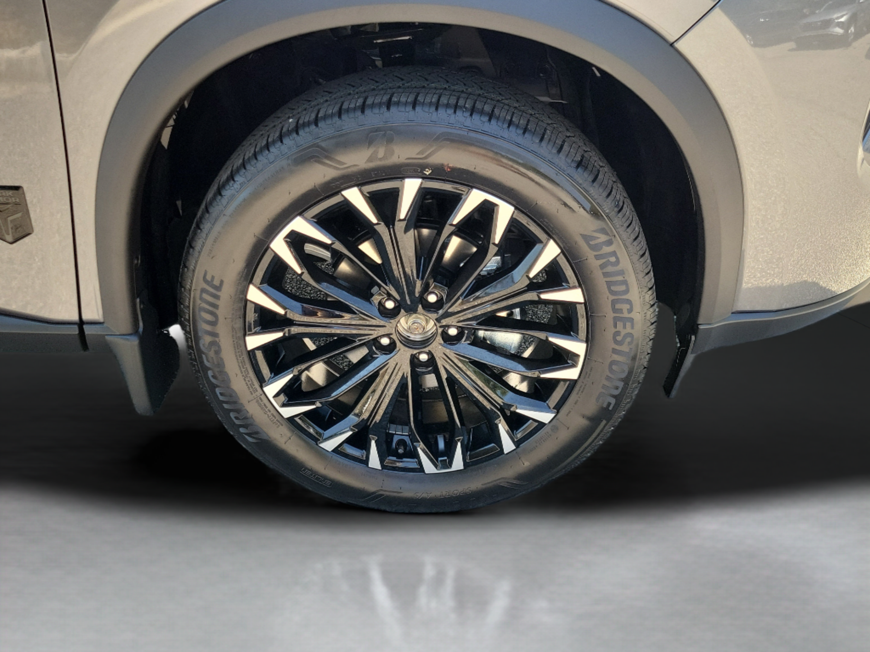 New 2026 Nissan Rogue Dark Armor FWD image 30