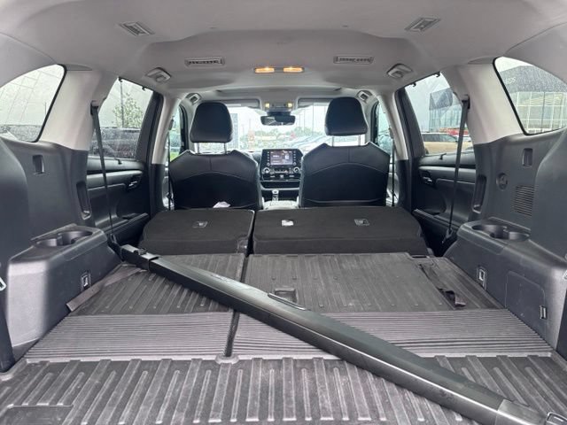 Used 2021 Toyota Highlander XLE AWD/4WD image 50