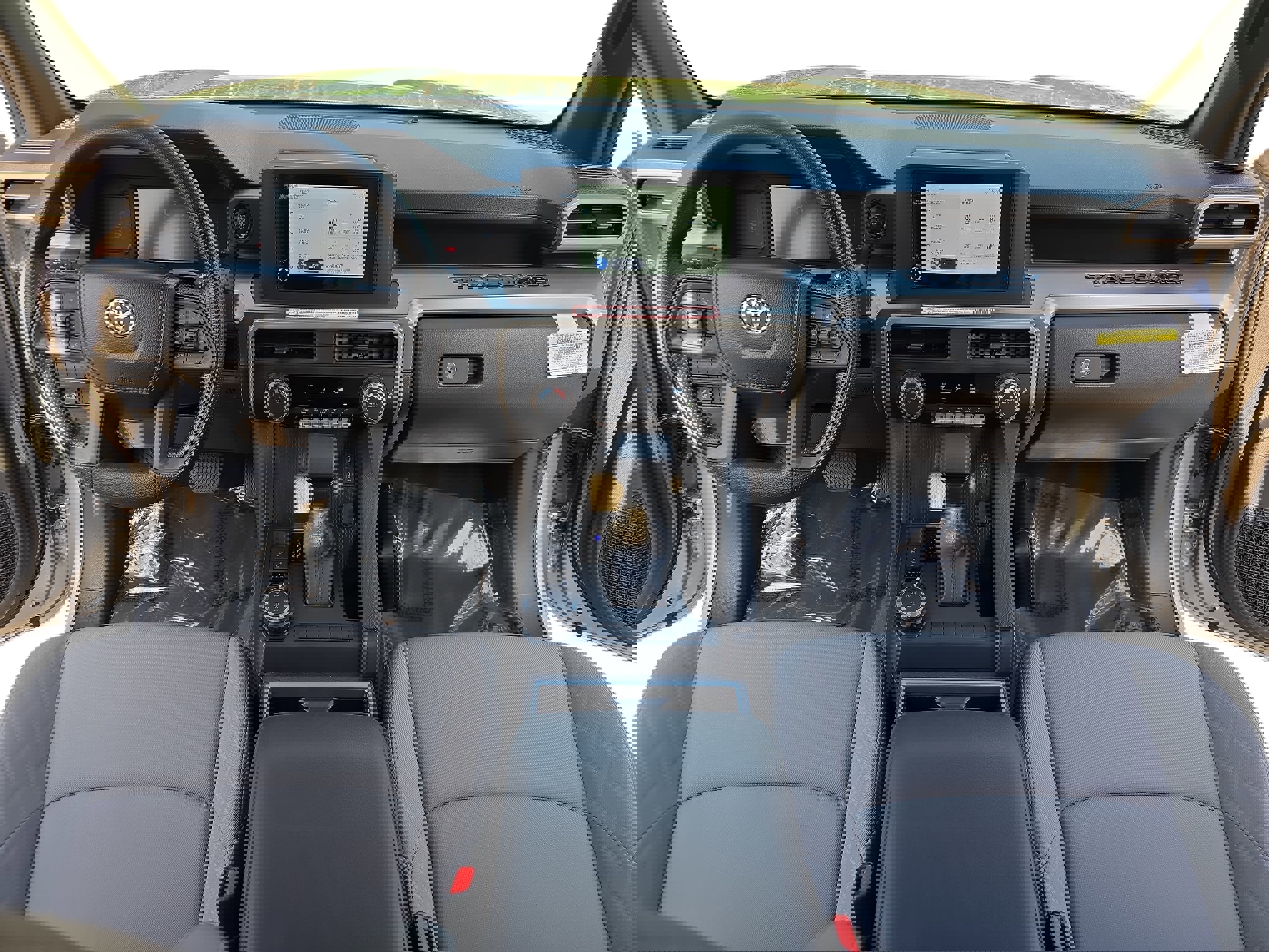 Used 2025 Toyota Tacoma SR5 image 9