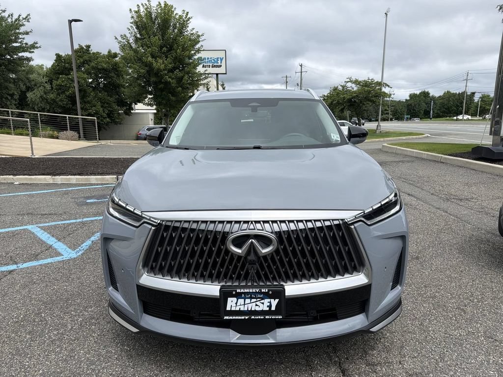 Certified 2026 INFINITI QX60 Luxe w/ Cargo Package AWD/4WD image 3