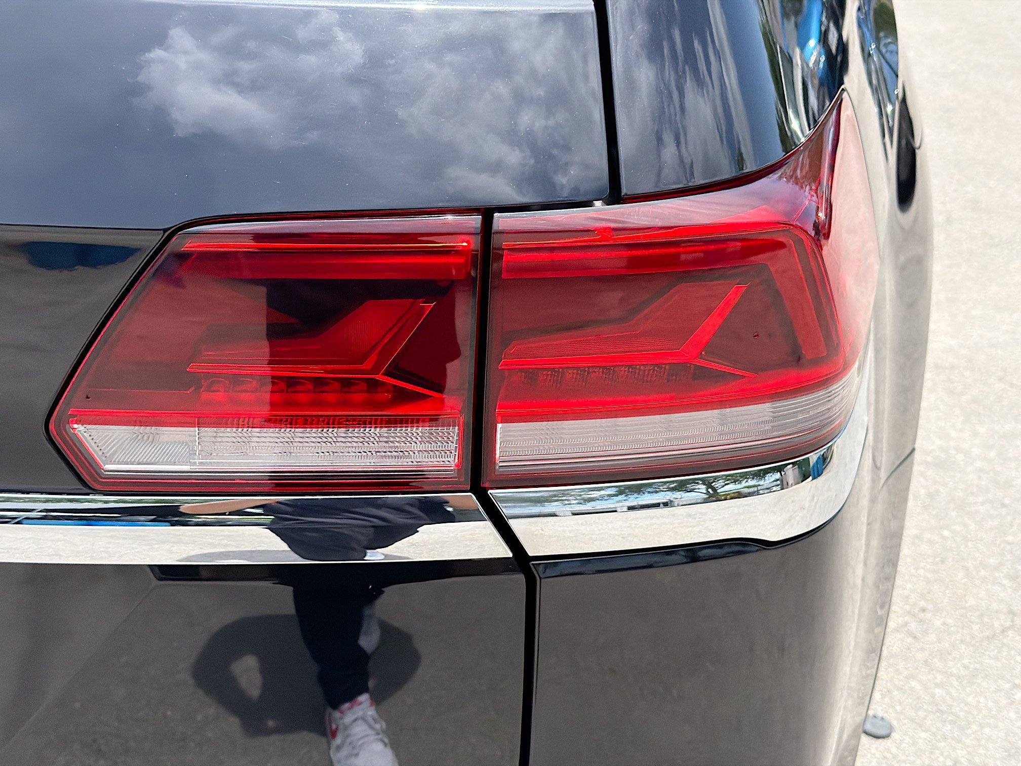 Used 2021 Volkswagen Atlas SE FWD image 28
