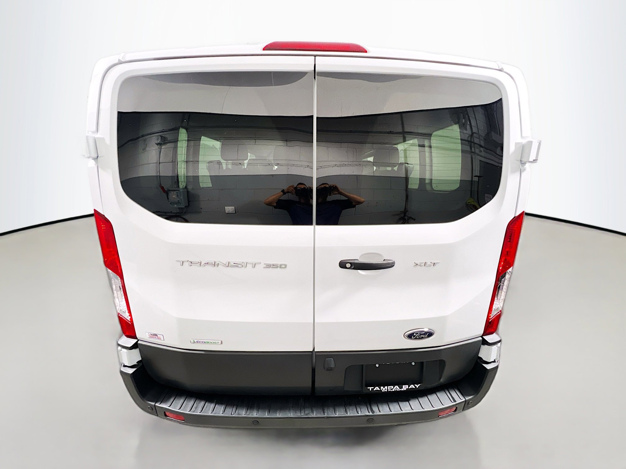 Used 2023 Ford Transit 350 XLT image 6