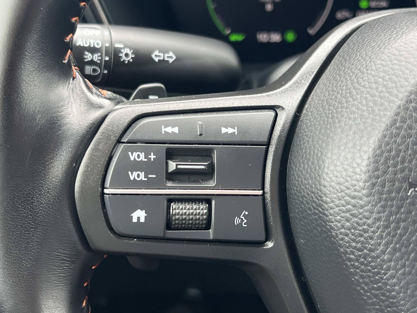 Certified 2025 Honda CR-V Sport-L image 9