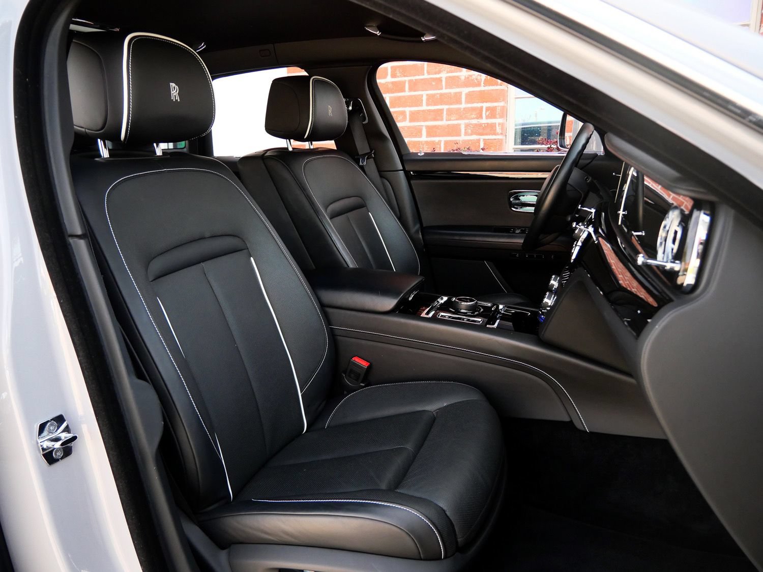Used 2022 Rolls-Royce Ghost AWD/4WD image 29
