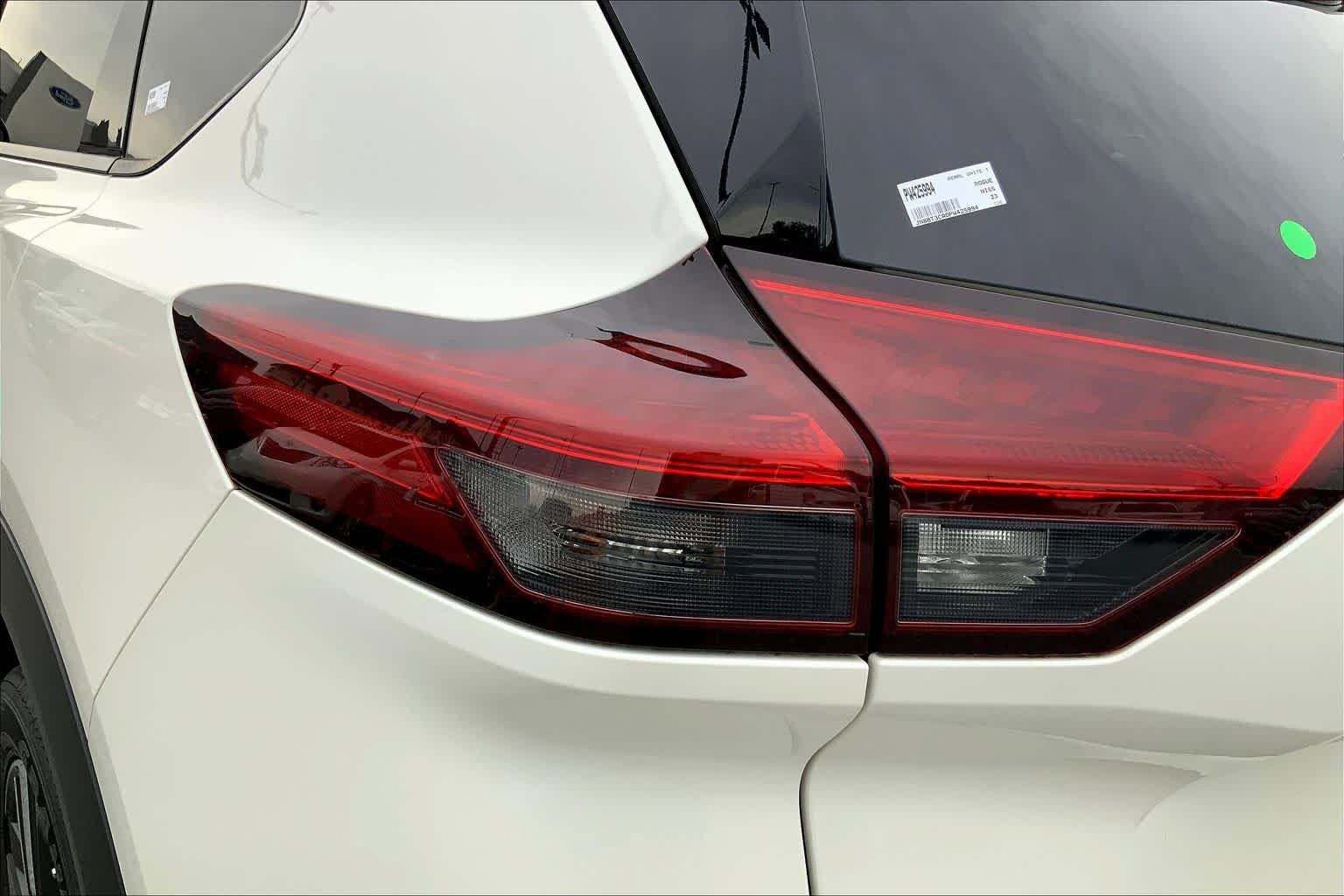 Used 2023 Nissan Rogue SL FWD image 52