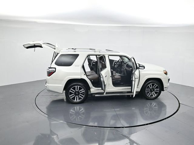 Used 2016 Toyota 4Runner SR5 image 43