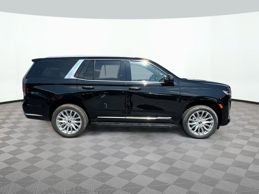 Used 2024 Cadillac Escalade Premium Luxury RWD image 4