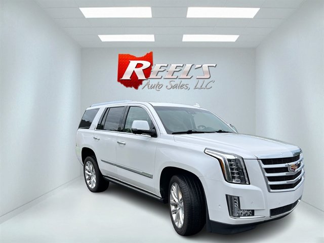 Used 2020 Cadillac Escalade Premium Luxury AWD/4WD image 3