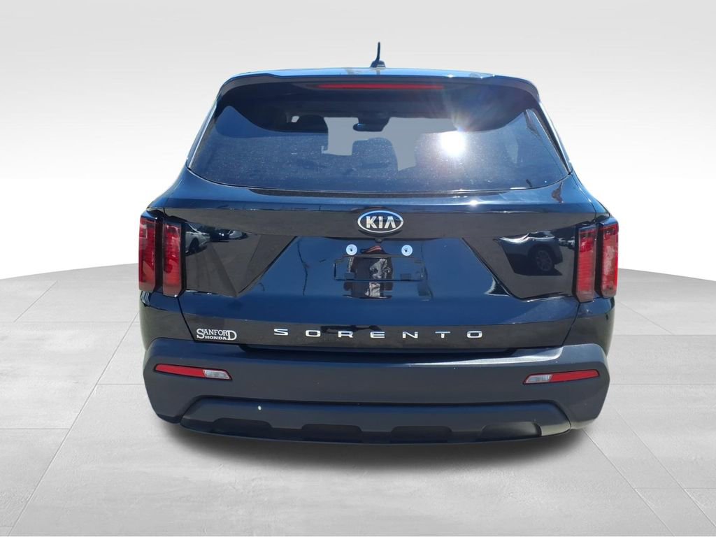 Used 2021 Kia Sorento LX FWD image 24