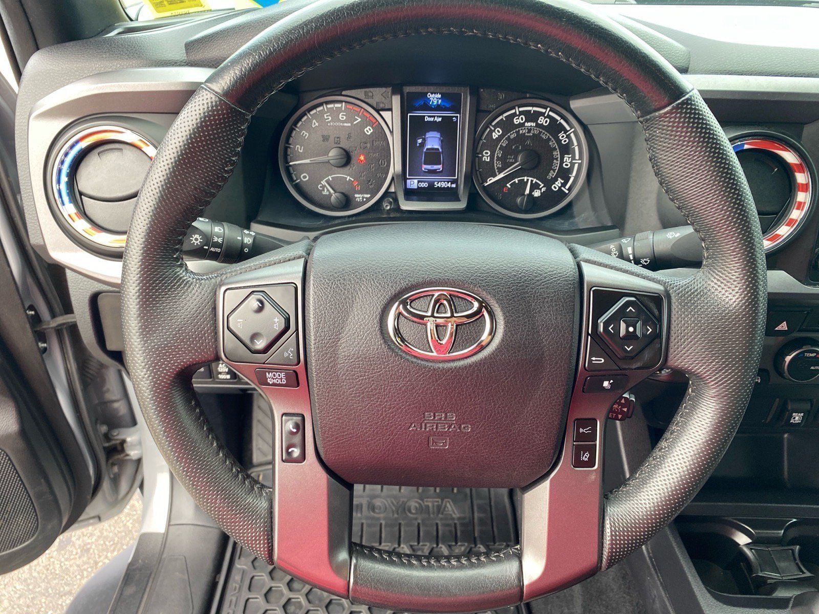 Used 2021 Toyota Tacoma TRD Sport AWD/4WD image 10