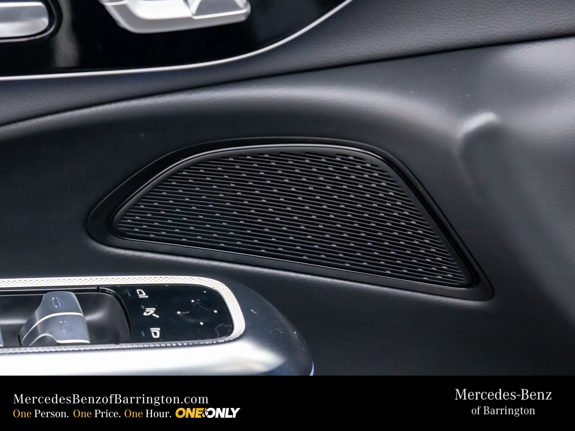 New 2026 Mercedes-Benz E 350 4MATIC Sedan image 17