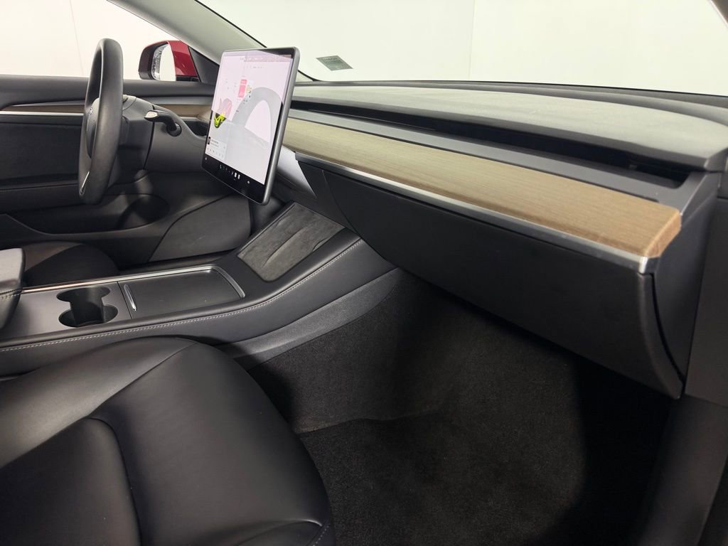 Used 2022 Tesla Model 3 image 32