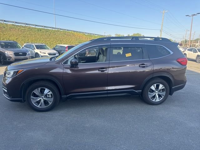 Used 2021 Subaru Ascent Premium w/ Convenience Package image 4