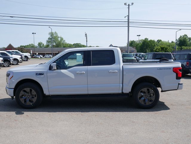 New 2025 Ford F150 Lightning Lariat image 10