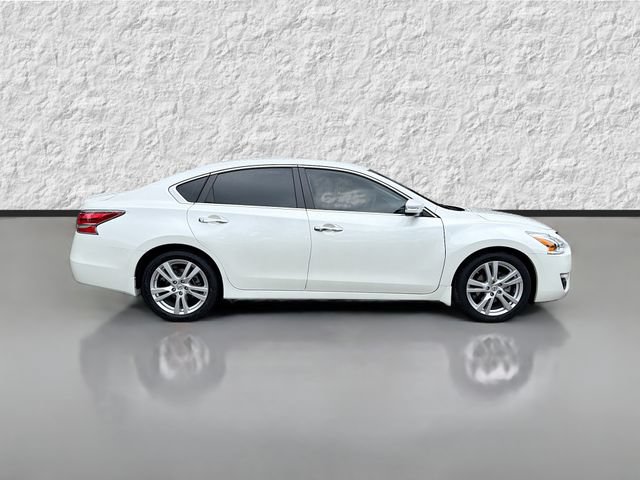 Used 2015 Nissan Altima 3.5 SL FWD image 2