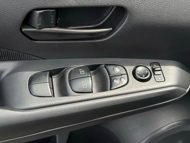 Certified 2025 Nissan Kicks Play S FWD image 19