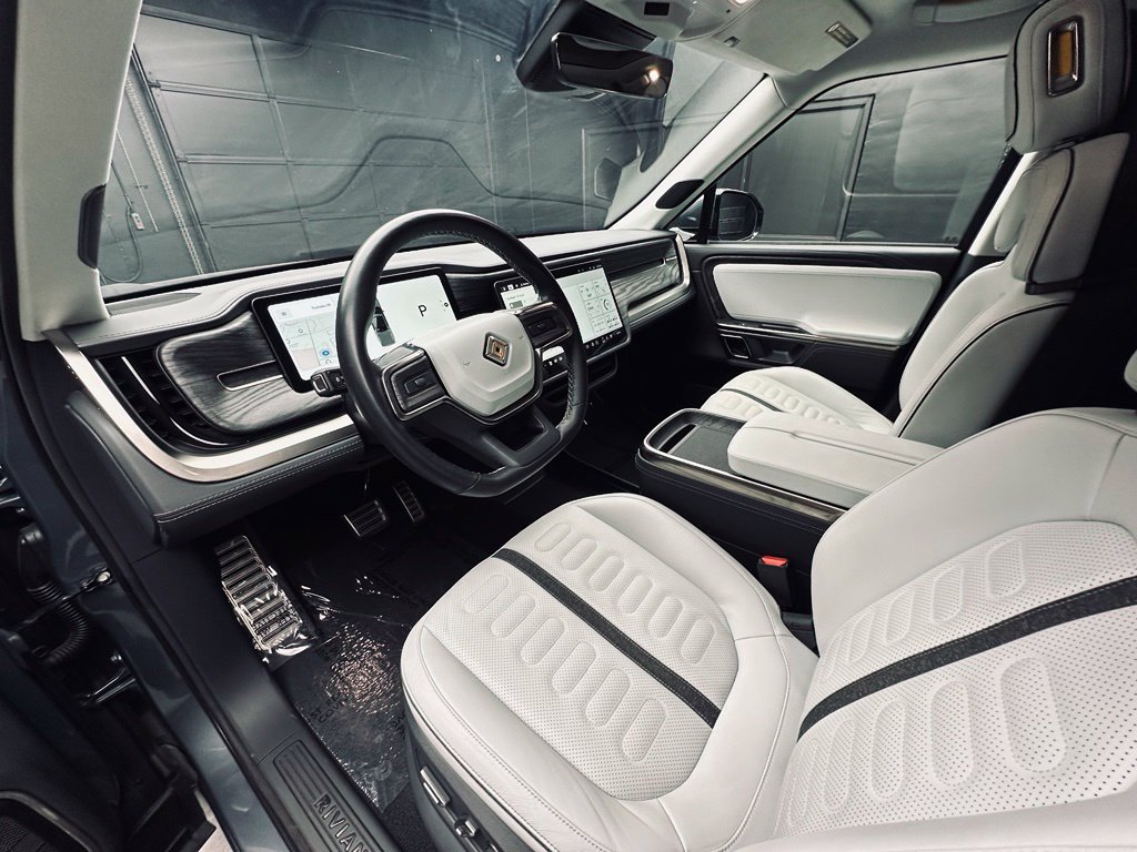 Used 2022 Rivian R1T Adventure AWD/4WD image 18