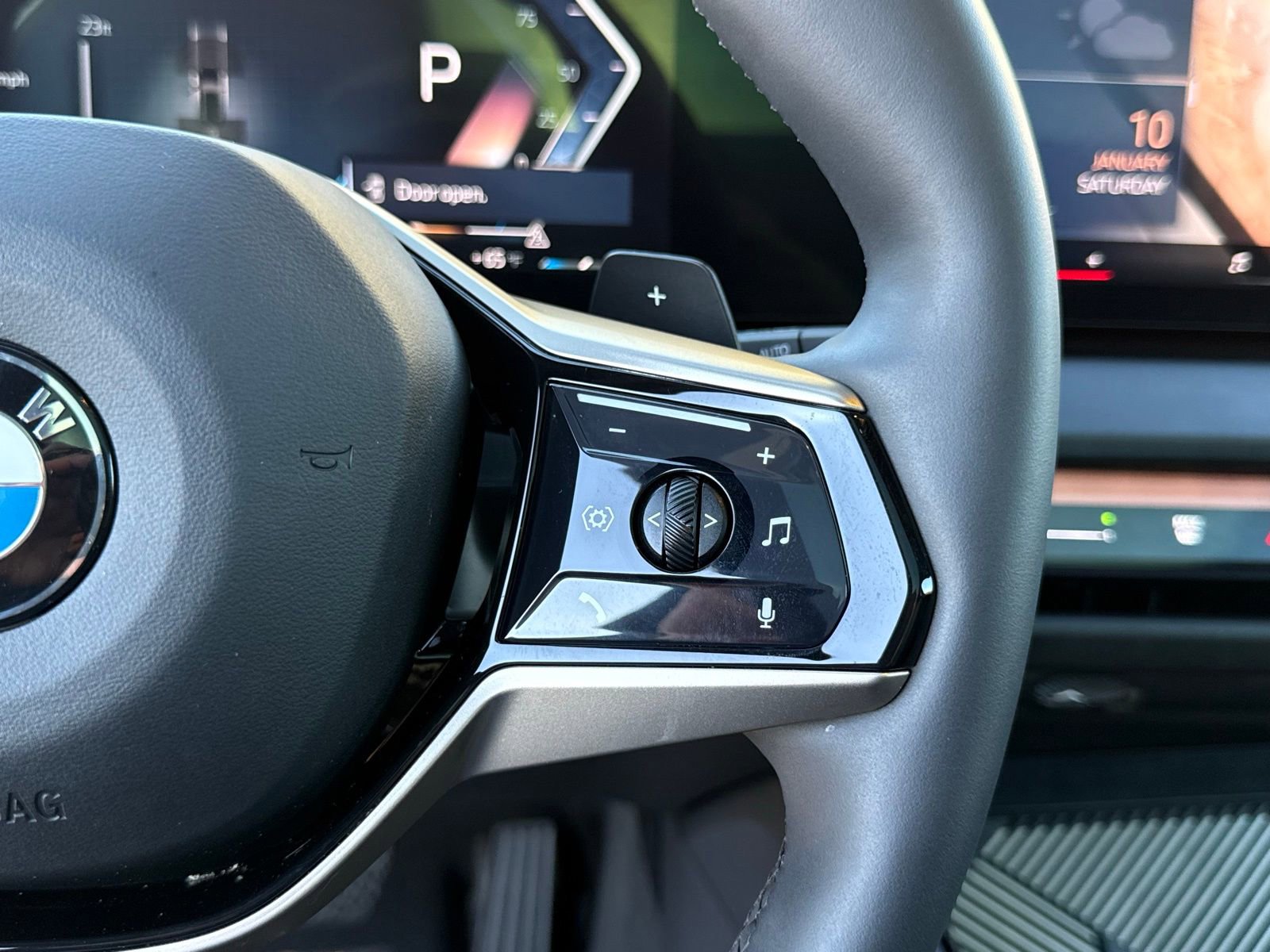 Used 2025 BMW X3 xDrive30i w/ Convenience Package image 28