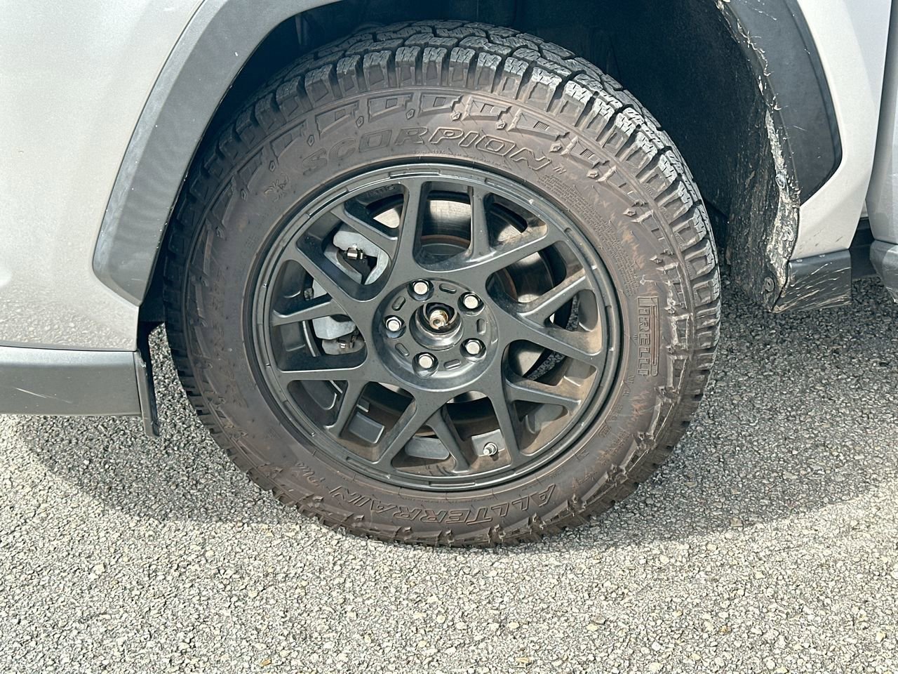 Used 2022 Toyota RAV4 LE image 28