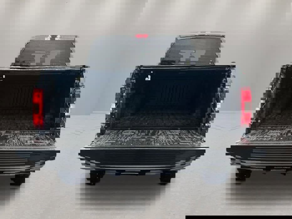 Used 2020 Ford F150 XLT w/ XTR Package image 25