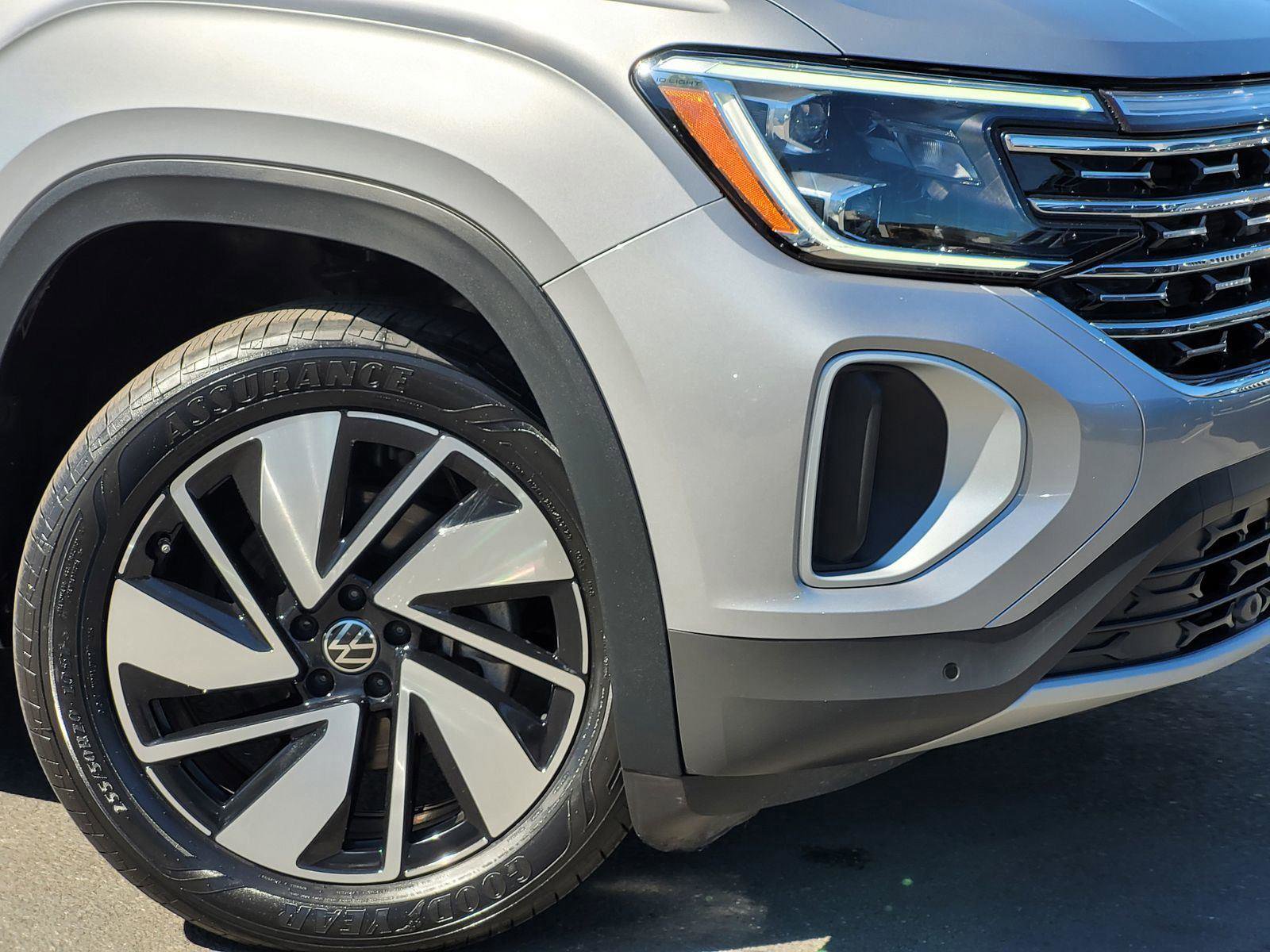 Certified 2024 Volkswagen Atlas SEL image 5