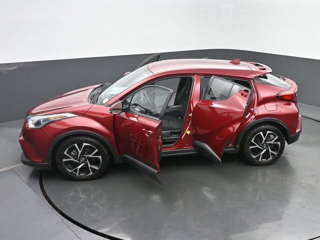 Used 2018 Toyota C-HR XLE FWD image 59