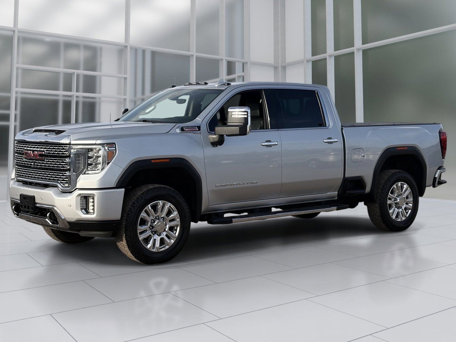 Used 2022 GMC Sierra 3500 Denali w/ Denali Ultimate Package AWD/4WD image 2