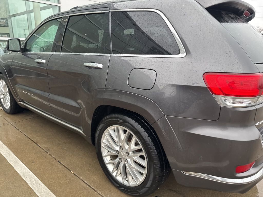 Used 2018 Jeep Grand Cherokee Summit image 11