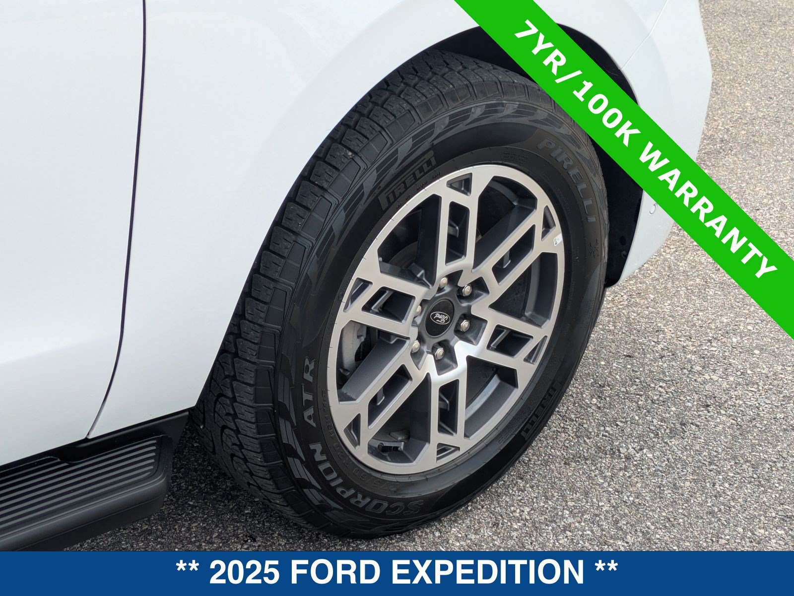 Certified 2025 Ford Expedition Active AWD/4WD image 13
