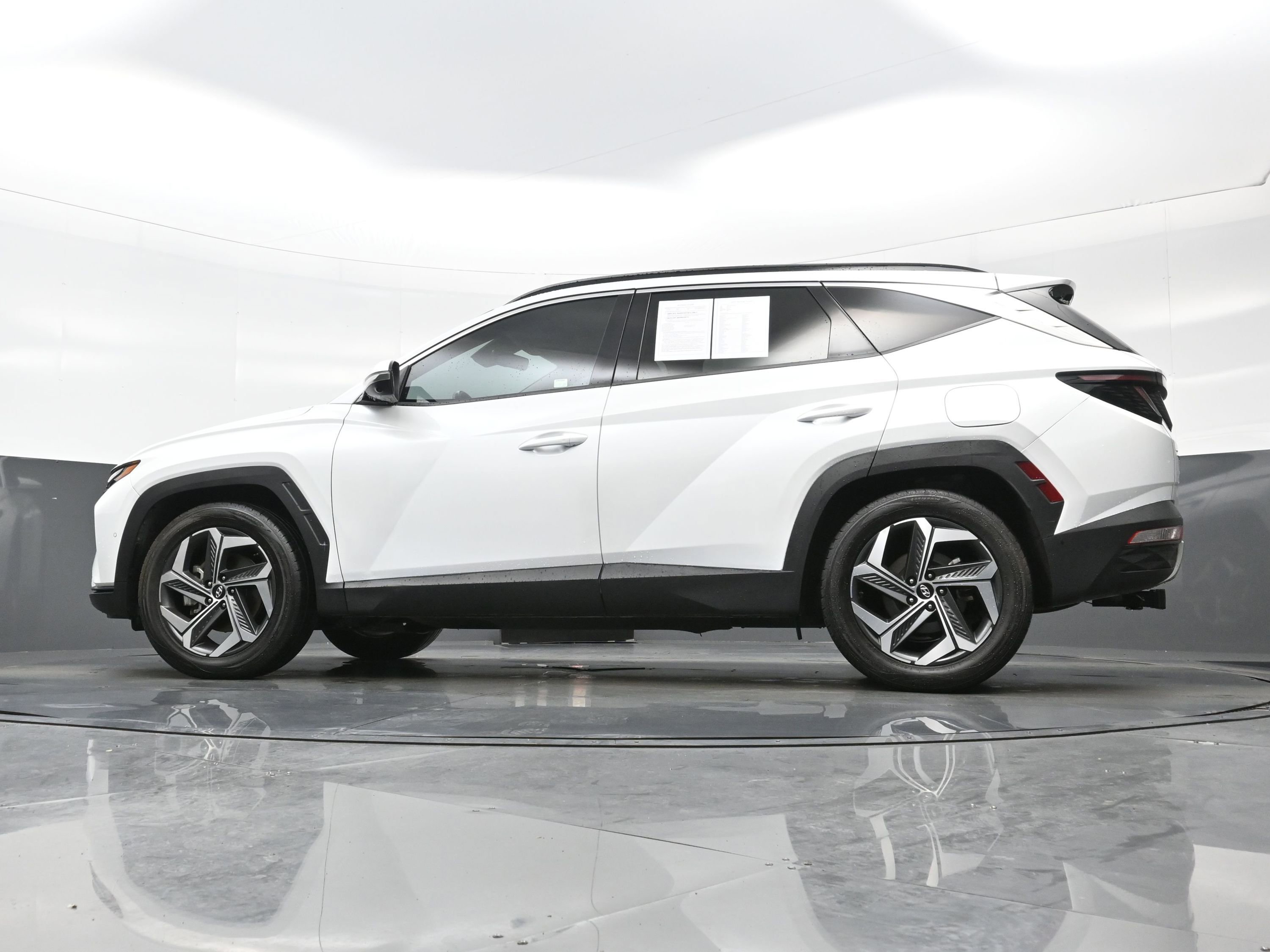 Certified 2022 Hyundai Tucson Limited FWD image 28