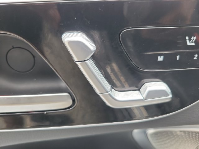 Used 2024 Mercedes-Benz CLE 300 4MATIC Coupe image 22