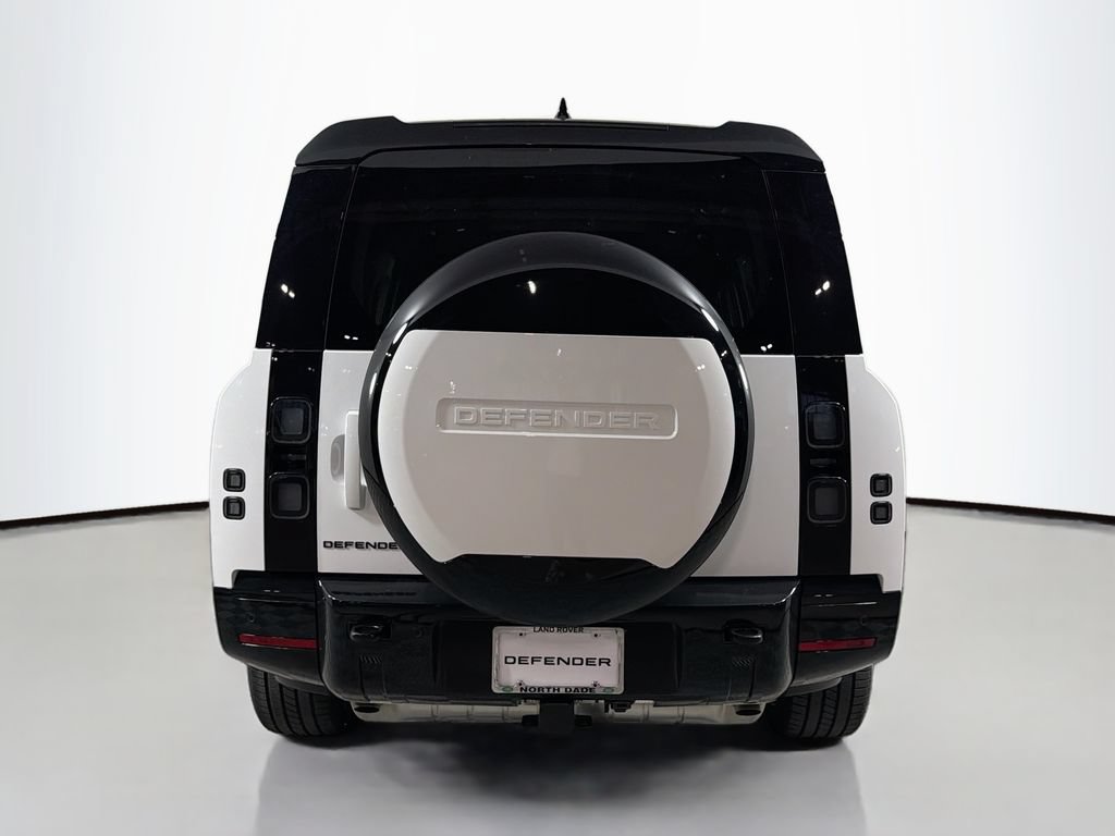 New 2026 Land Rover Defender 130 X-Dynamic SE AWD/4WD image 6