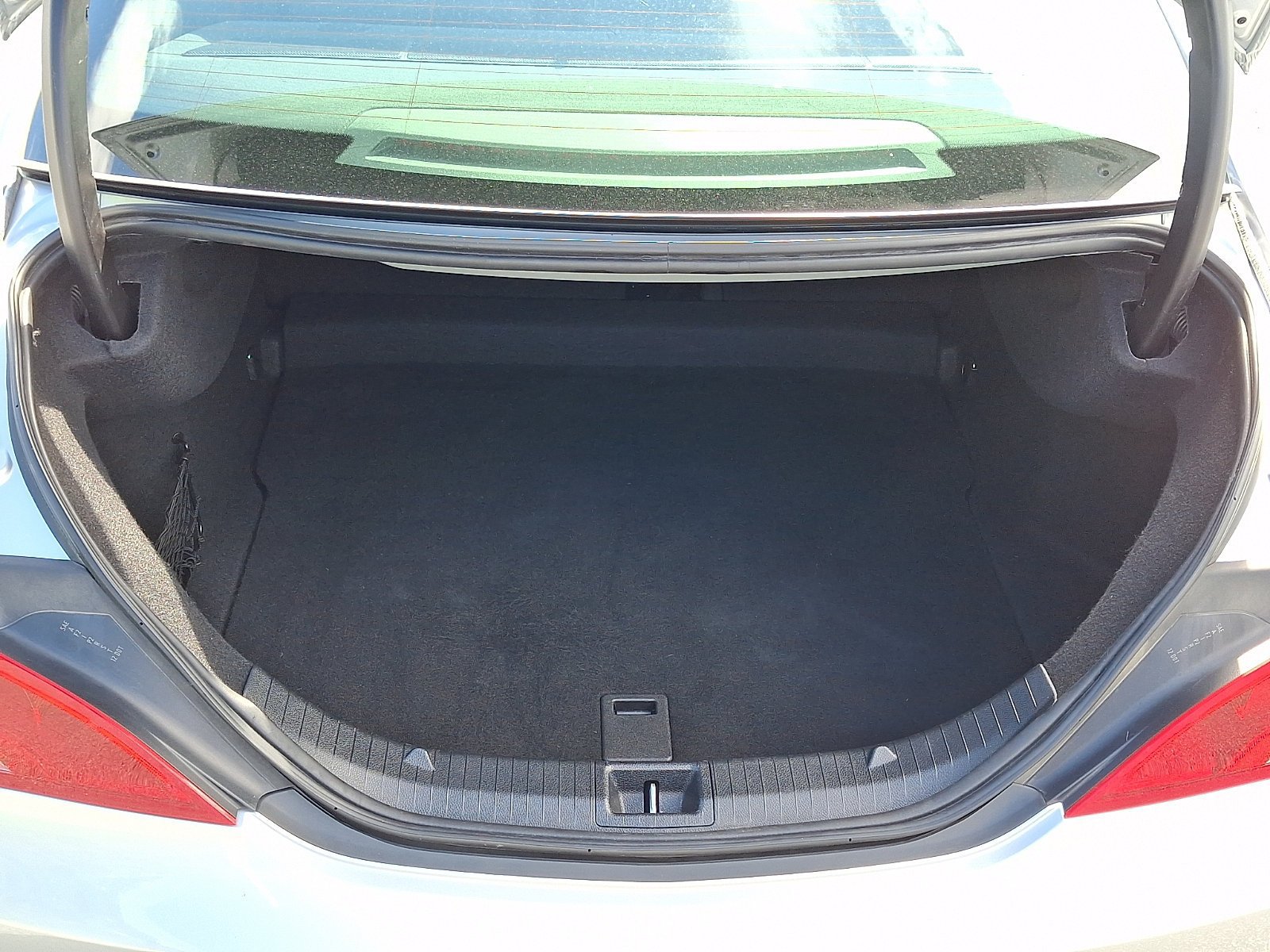 Used 2015 Mercedes-Benz CLA 250 image 32