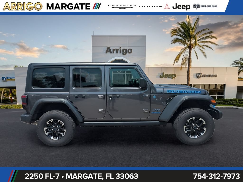 Used 2024 Jeep Wrangler Unlimited Rubicon 4xe AWD/4WD image 4