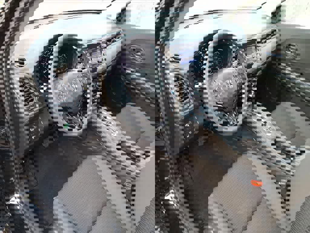 Used 2021 Honda HR-V LX image 14