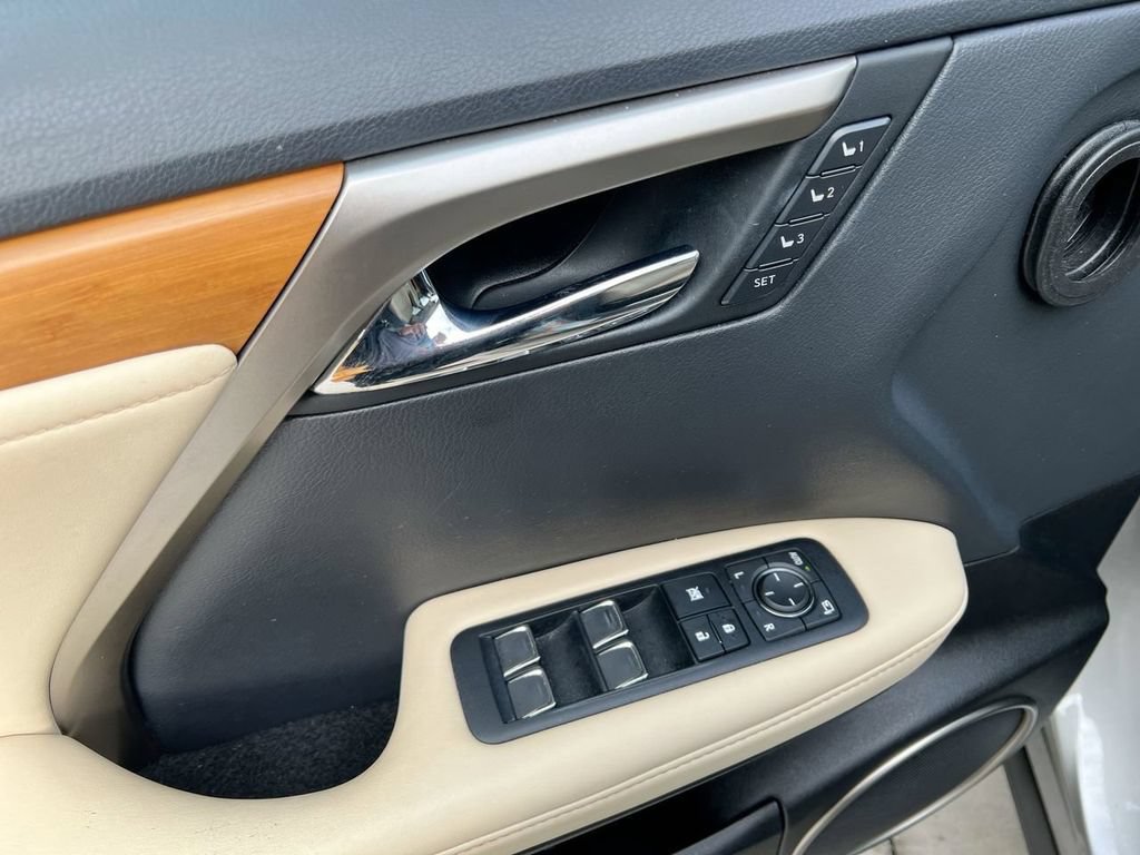 Certified 2022 Lexus RX 350 FWD w/ Premium Package image 11