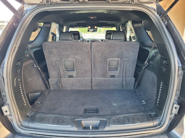 Used 2016 Dodge Durango R/T w/ Technology Group RWD image 32