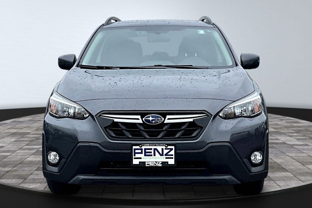 Used 2021 Subaru Crosstrek 2.0i Premium w/ Moonroof Package AWD/4WD image 2