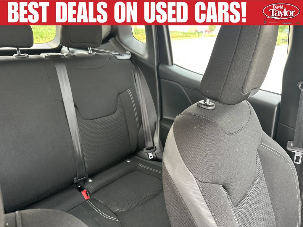 Used 2023 Jeep Renegade Altitude AWD/4WD image 26