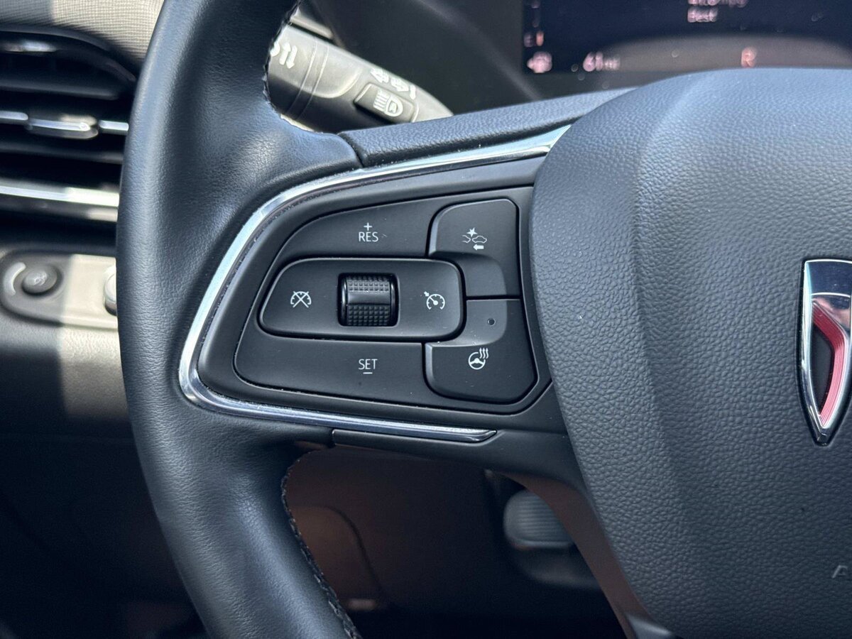 Used 2024 Buick Envista Sport Touring w/ Convenience I Package FWD image 28
